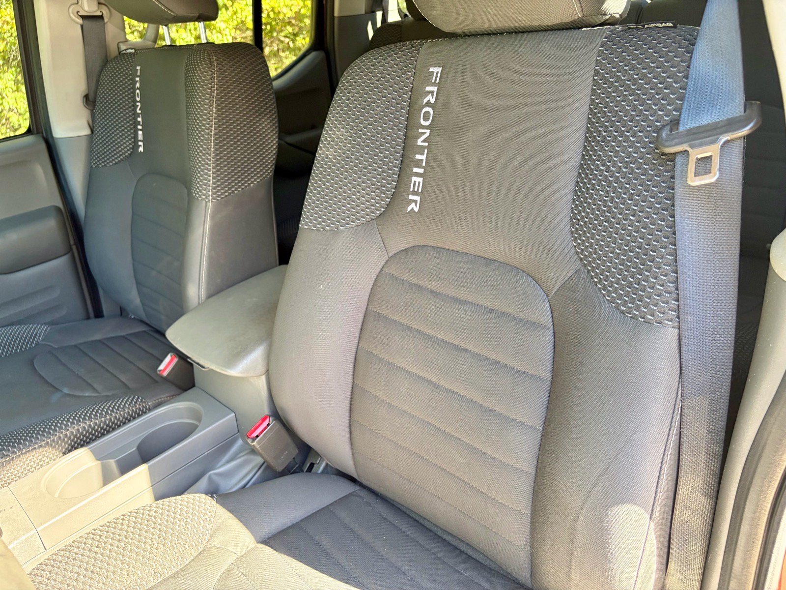 Used 2016 Nissan Frontier Desert Runner RWD image 4