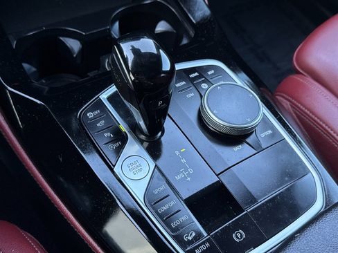 Used 2024 BMW X4 xDrive30i w/ Premium Package image 21