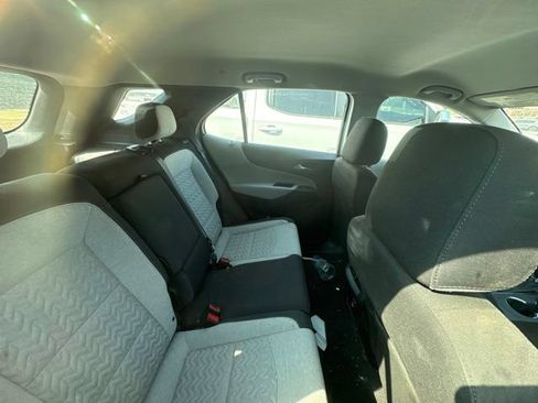 Used 2023 Chevrolet Equinox LS FWD image 10