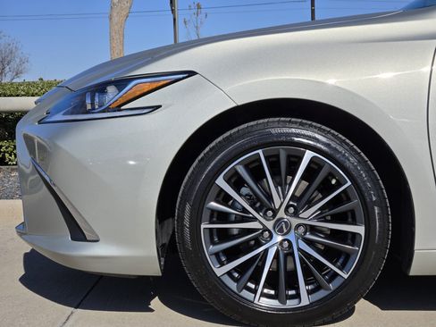 Certified 2025 Lexus ES 350 Premium Package image 14
