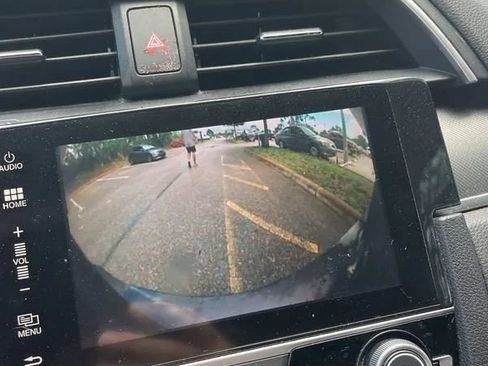 Used 2018 Honda Civic EX-T image 26