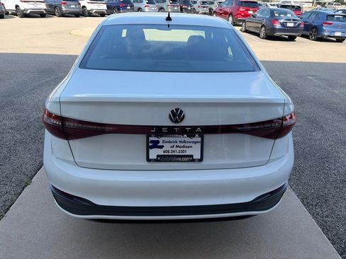 Certified 2025 Volkswagen Jetta S FWD image 8