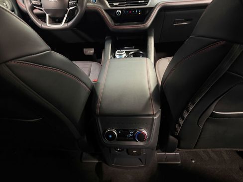 Used 2025 Ford Explorer ST-Line image 73