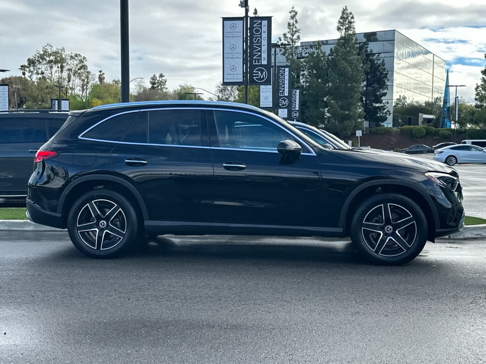 Certified 2026 Mercedes-Benz GLC 300 image 2