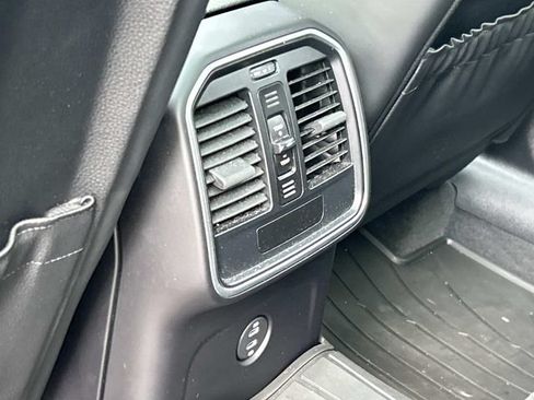 Used 2021 Porsche Macan S AWD/4WD image 20