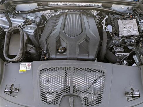 Used 2023 Porsche Macan Turbo AWD/4WD image 24
