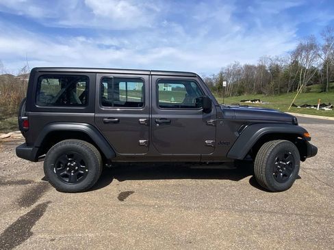 New 2026 Jeep Wrangler Unlimited Sport AWD/4WD image 7