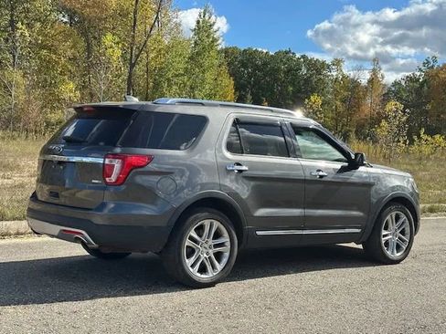 Used 2016 Ford Explorer Limited w/ Equipment Group 301A image 11