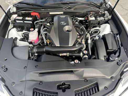 Used 2024 Lexus RC 300 w/ Premium Package RWD image 32