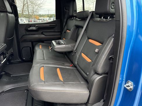 Used 2023 GMC Sierra 1500 AT4 w/ AT4 Premium Package image 14