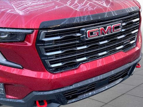 Used 2024 GMC Acadia AT4 w/ Luxury Package AWD/4WD image 27