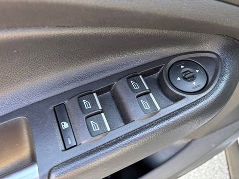 Used 2019 Ford Escape SEL AWD/4WD image 11
