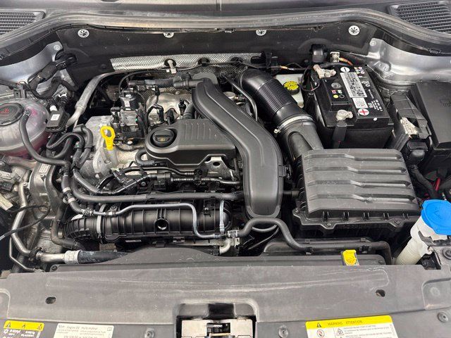 Used 2022 Volkswagen Taos SE w/ IQ.Drive SE Package FWD image 19