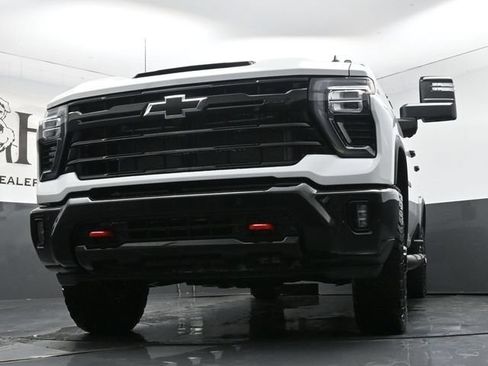 New 2026 Chevrolet Silverado 2500 LT w/ Trail Boss Package AWD/4WD image 4