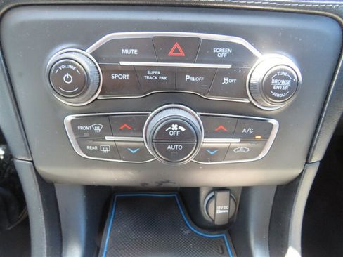 Used 2019 Dodge Charger R/T w/ Plus Group RWD image 24