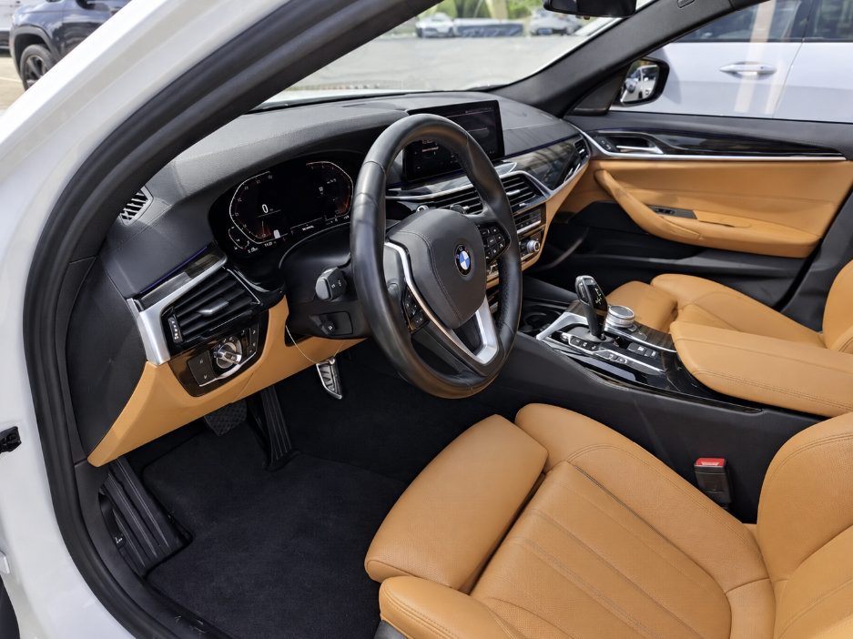 Used 2020 BMW 540i w/ Convenience Package RWD image 7