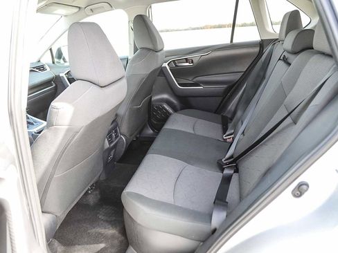 Certified 2025 Toyota RAV4 XLE image 19