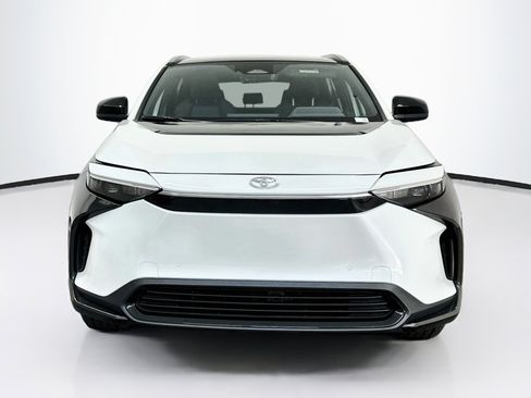 Used 2024 Toyota bZ4X AWD w/ Weather Package image 2