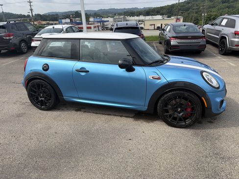 Used 2016 MINI Cooper John Cooper Works FWD image 4