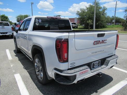 Used 2023 GMC Sierra 1500 Denali w/ Denali Reserve Package AWD/4WD image 3
