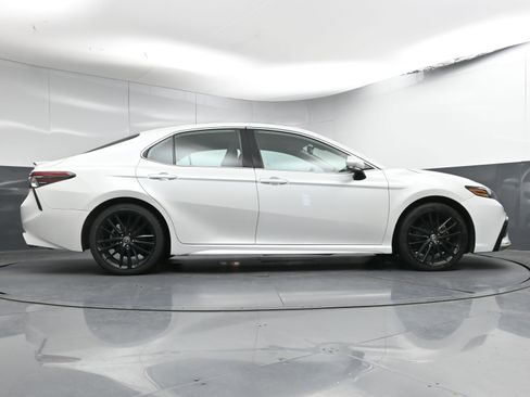 Used 2023 Toyota Camry XSE image 26