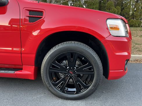 Used 2008 Ford Explorer Sport Trac Adrenalin image 73