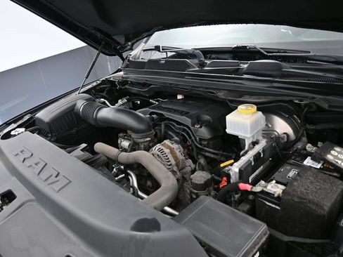 Used 2021 RAM 1500 Laramie w/ Sport Appearance Package AWD/4WD image 12