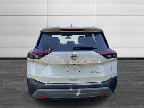 Used 2021 Nissan Rogue SV w/ Premium Package AWD/4WD image 3
