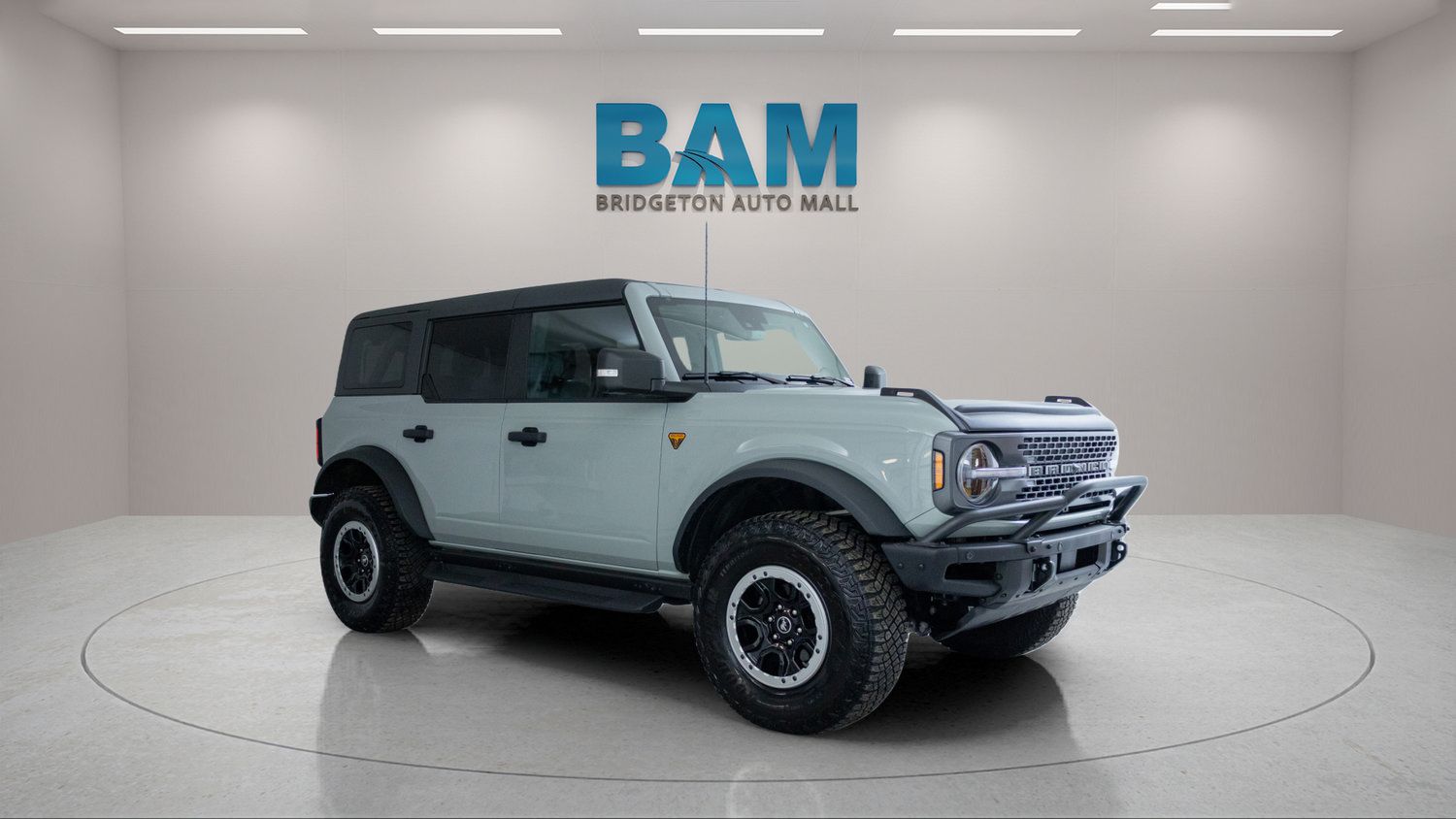 Used 2024 Ford Bronco Badlands AWD/4WD image 1