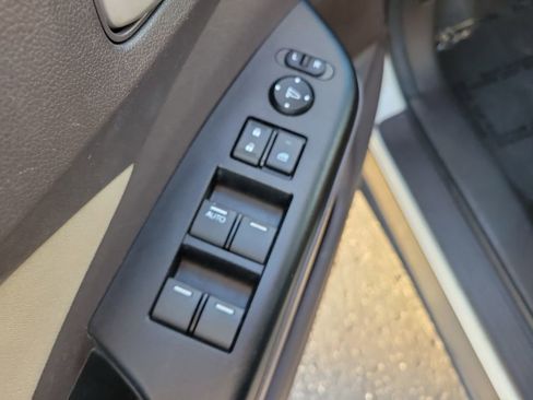 Used 2014 Honda CR-V EX image 16