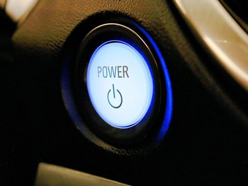 Used 2017 Chevrolet Volt Premier w/ Driver Confidence II Package image 28