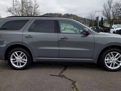 Used 2025 Dodge Durango GT image 9