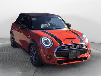 Used 2021 MINI Cooper S w/ 6.5" Touchscreen Package image 1