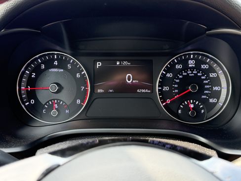 Used 2022 Kia Forte GT FWD image 12