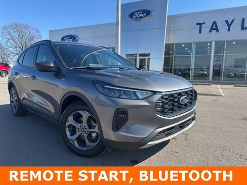 Used 2025 Ford Escape ST-Line w/ Tech Pack #1 image 3