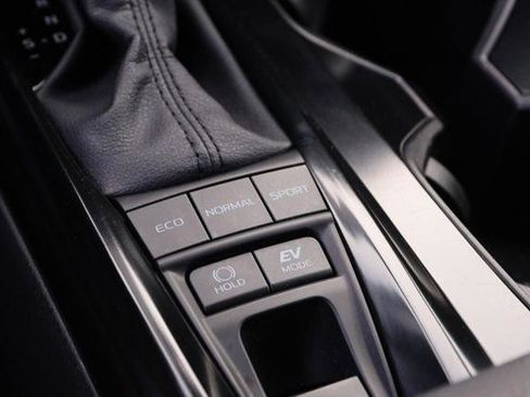 Certified 2025 Toyota Camry LE image 18