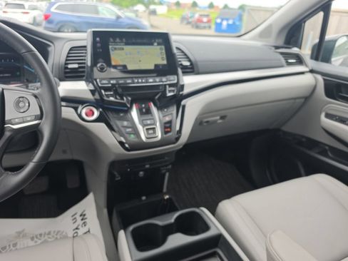 Used 2023 Honda Odyssey Touring image 29