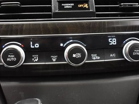 Used 2018 Honda Accord Touring image 33