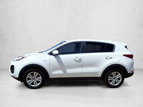 Used 2018 Kia Sportage LX AWD/4WD image 2