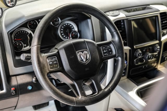 Used 2015 RAM 1500 Express AWD/4WD image 21