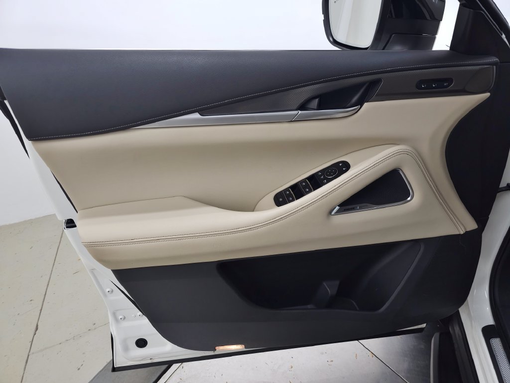 Used 2022 INFINITI QX60 Luxe w/ Performance Audio Package AWD/4WD image 12