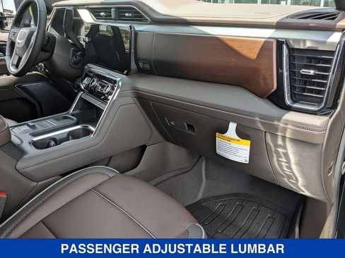 New 2025 GMC Sierra 3500 Denali w/ Denali Reserve Package image 39