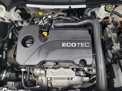 Used 2022 GMC Terrain SLT image 30