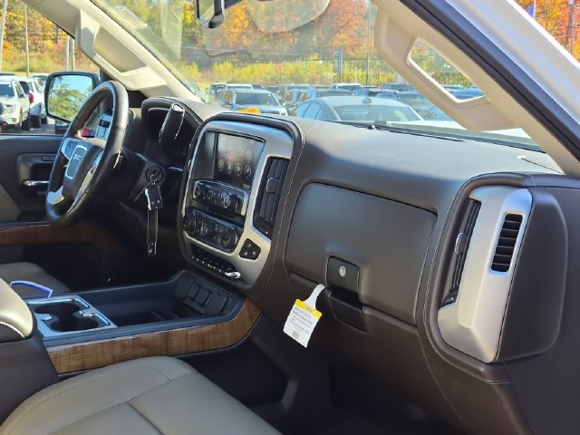 Used 2016 GMC Sierra 2500 SLT w/ Duramax Plus Package AWD/4WD image 35