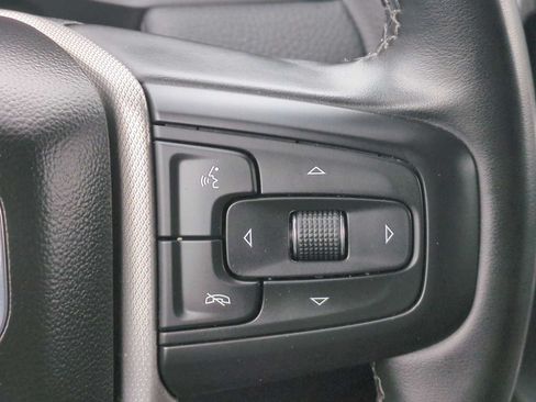 Used 2024 GMC Yukon XL Denali AWD/4WD image 16