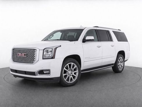 Used 2017 GMC Yukon XL Denali w/ Open Road Package AWD/4WD image 1