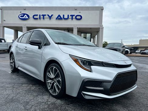 Used 2022 Toyota Corolla SE FWD image 1
