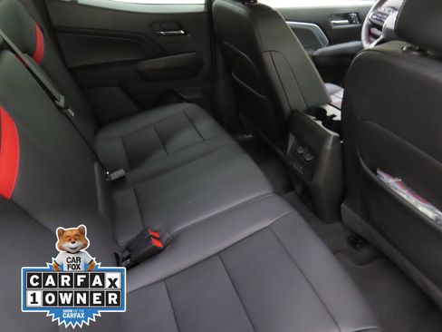 Used 2024 Chevrolet Colorado Z71 w/ Z71 Convenience Package 2 image 23