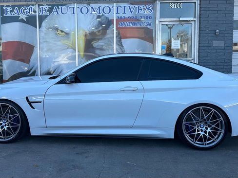 Used 2017 BMW M4 Coupe image 6