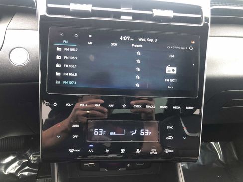 Certified 2024 Hyundai Tucson Limited image 15